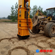 新疆G216线富蕴至五彩湾公路高速液压夯实机施工案例